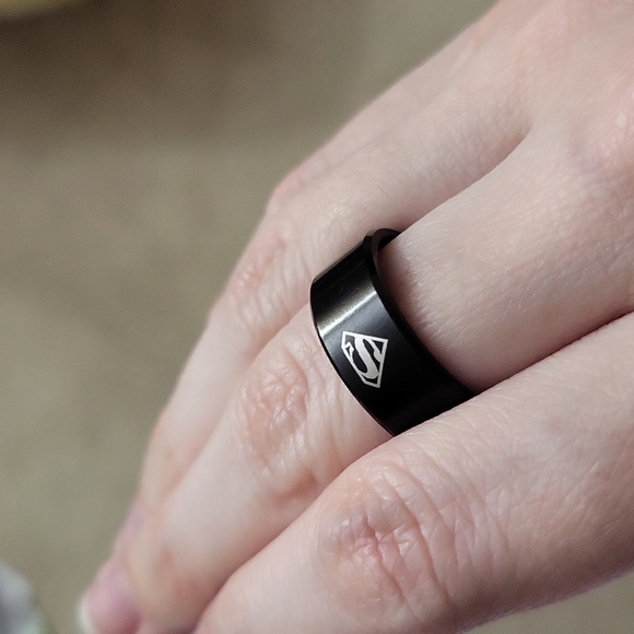 Stainless Steel Superman Ring Size 8 - Picture 2 of 2